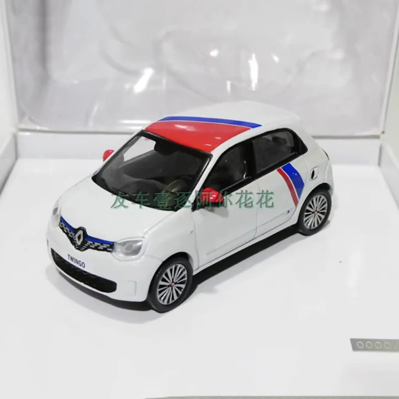 Renault Twingo 1:43 Diecast Car Model 1 Renault Twingo 1:43 Diecast Car Model