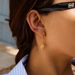 Sa17ecf8e11304205951bd1b542ef0165z