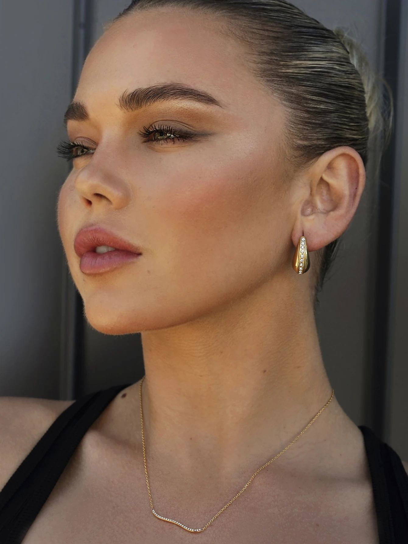 Stainless Steel Gold Earrings with Rhinestones 2 Stainless Steel Gold Earrings with Rhinestones - Image 2