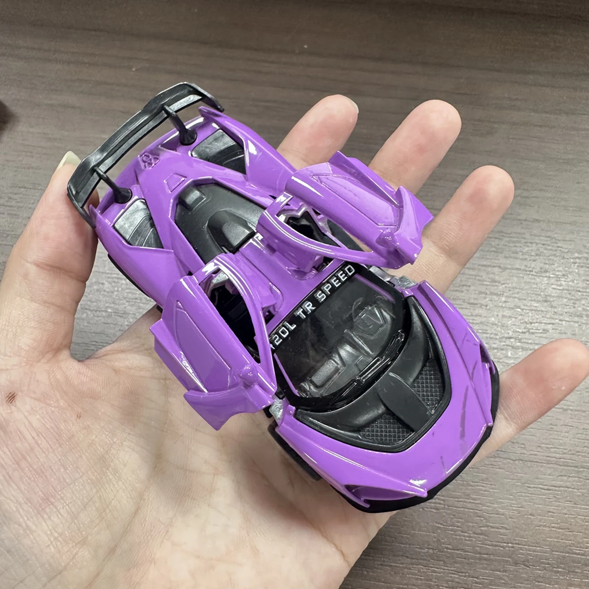 Miniature Alloy Die-Cast Racing Car Ornament 2 Miniature Alloy Die-Cast Racing Car Ornament - Image 2