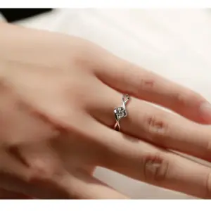 Silver Women's Ring with Cubic Zirconia 9 Sa25b997b6f7e4b07b4c2e9af6347f713o