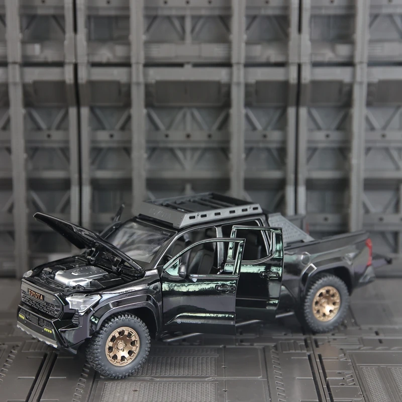 1:24 Diecast Toyota Tacoma City Edition Model 5 1:24 Diecast Toyota Tacoma City Edition Model - Image 5
