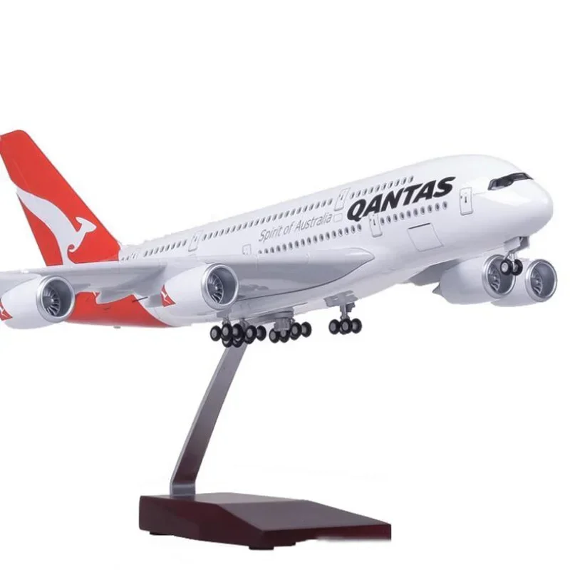 QANTAS Airbus A380 Scale Model - 36.5cm 2 QANTAS Airbus A380 Scale Model - 36.5cm - Image 2