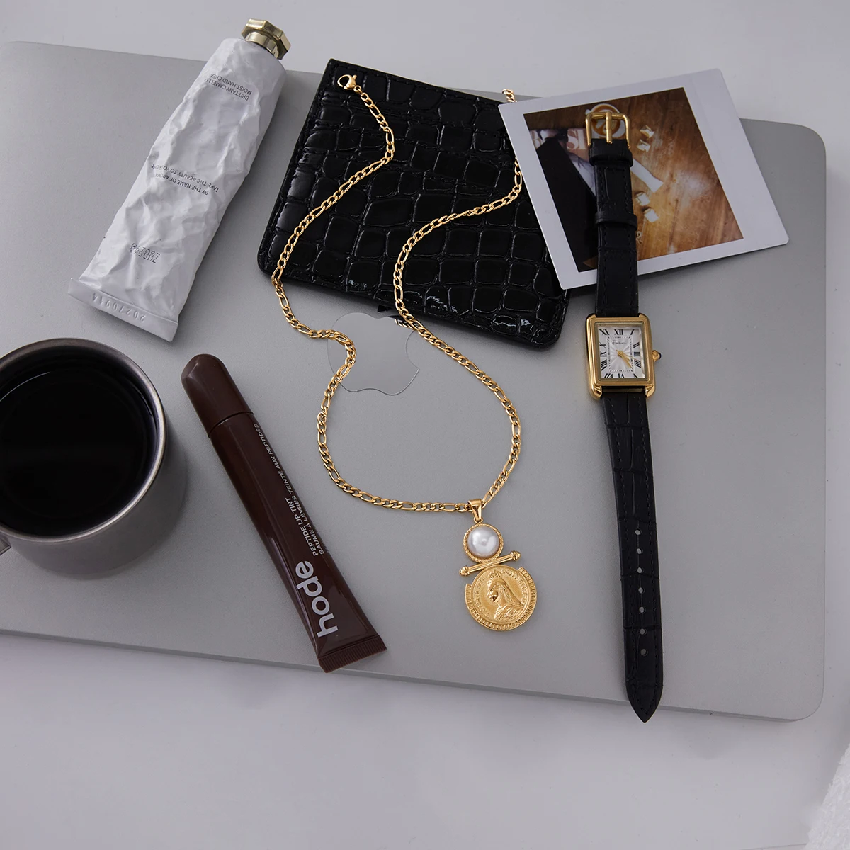 Elegant Stainless Steel Gold-Tone Pearl Necklace 5 Elegant Stainless Steel Gold-Tone Pearl Necklace - Image 5