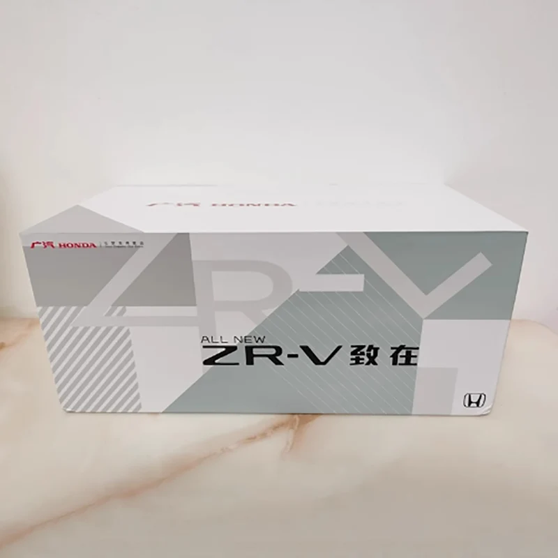 Honda ZR-V SUV Diecast Model 1/18 Scale in Metallic Blue 6 Honda ZR-V SUV Diecast Model 1/18 Scale in Metallic Blue - Image 6