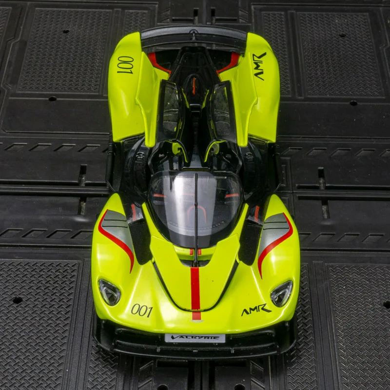 1:32 Aston Martin Valkyrie Diecast Model 6 1:32 Aston Martin Valkyrie Diecast Model - Image 6