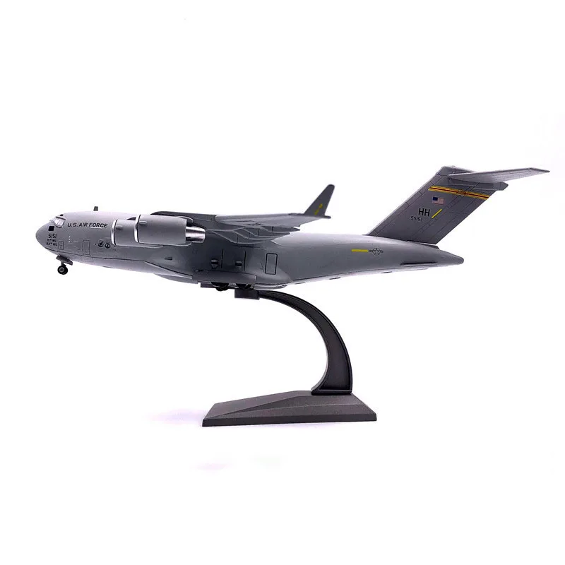 U.S. Army C-17 Globemaster III Model 1:200 Scale 6 U.S. Army C-17 Globemaster III Model 1:200 Scale - Image 6