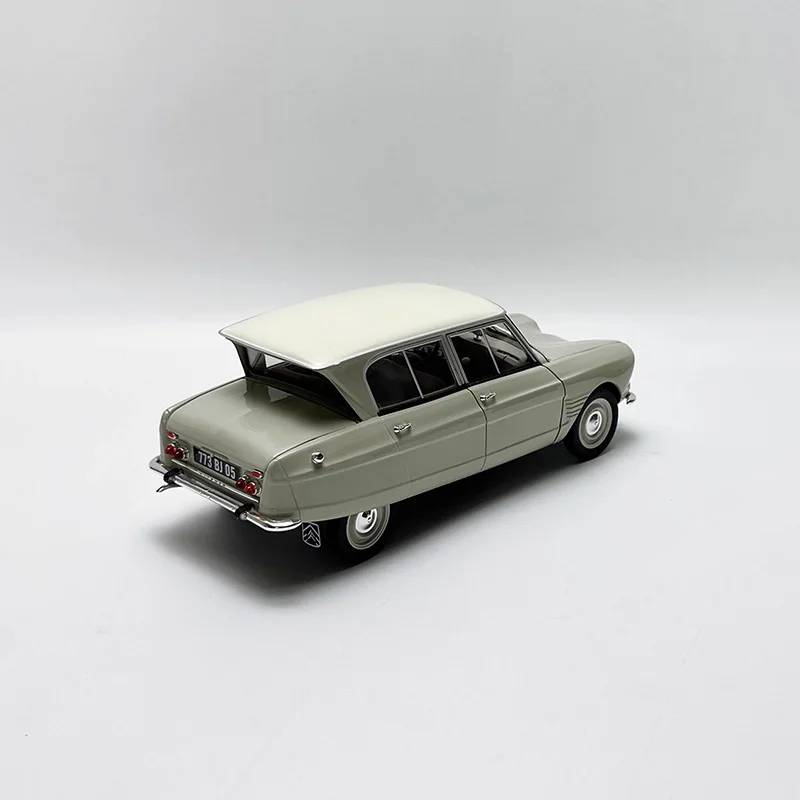 Citroen AMI 6 Diecast Model 1:18 Scale 3 Citroen AMI 6 Diecast Model 1:18 Scale - Image 3