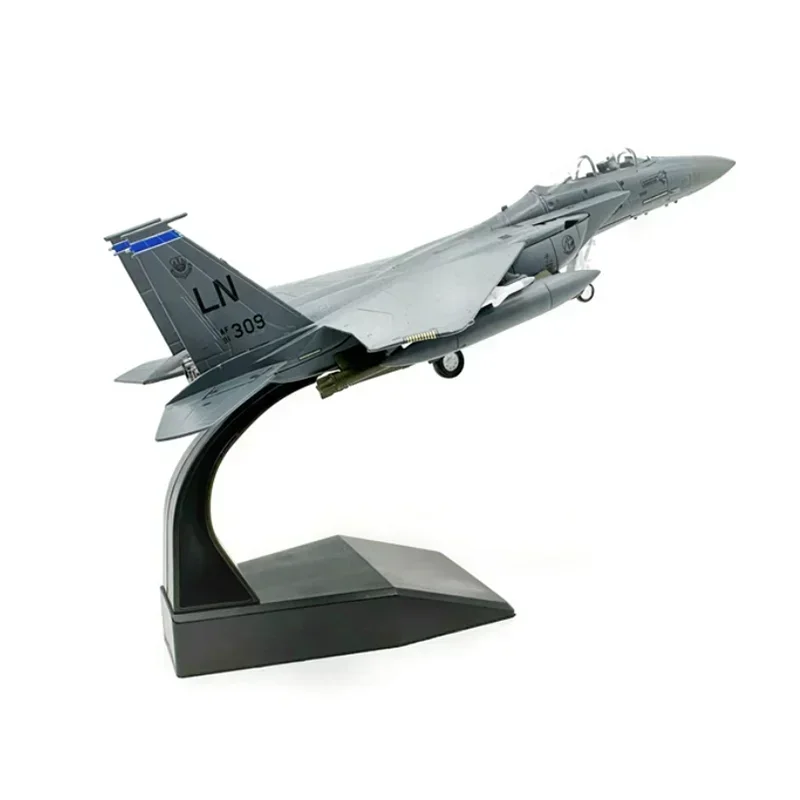 F-15E Strike Eagle 1/100 Diecast Model 4 F-15E Strike Eagle 1/100 Diecast Model - Image 4