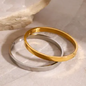 Elegant Stainless Steel Zircon Bracelets Set 12 Sa47cf60871624347bb7cc7f8fead58ece