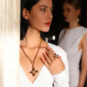 Sa51eb04dd4934ad4a35a516e56e3068fj