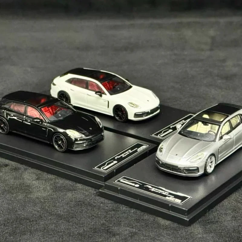 Red Porsche Panamera Wagon 1:64 Scale Model 4 Red Porsche Panamera Wagon 1:64 Scale Model - Image 4