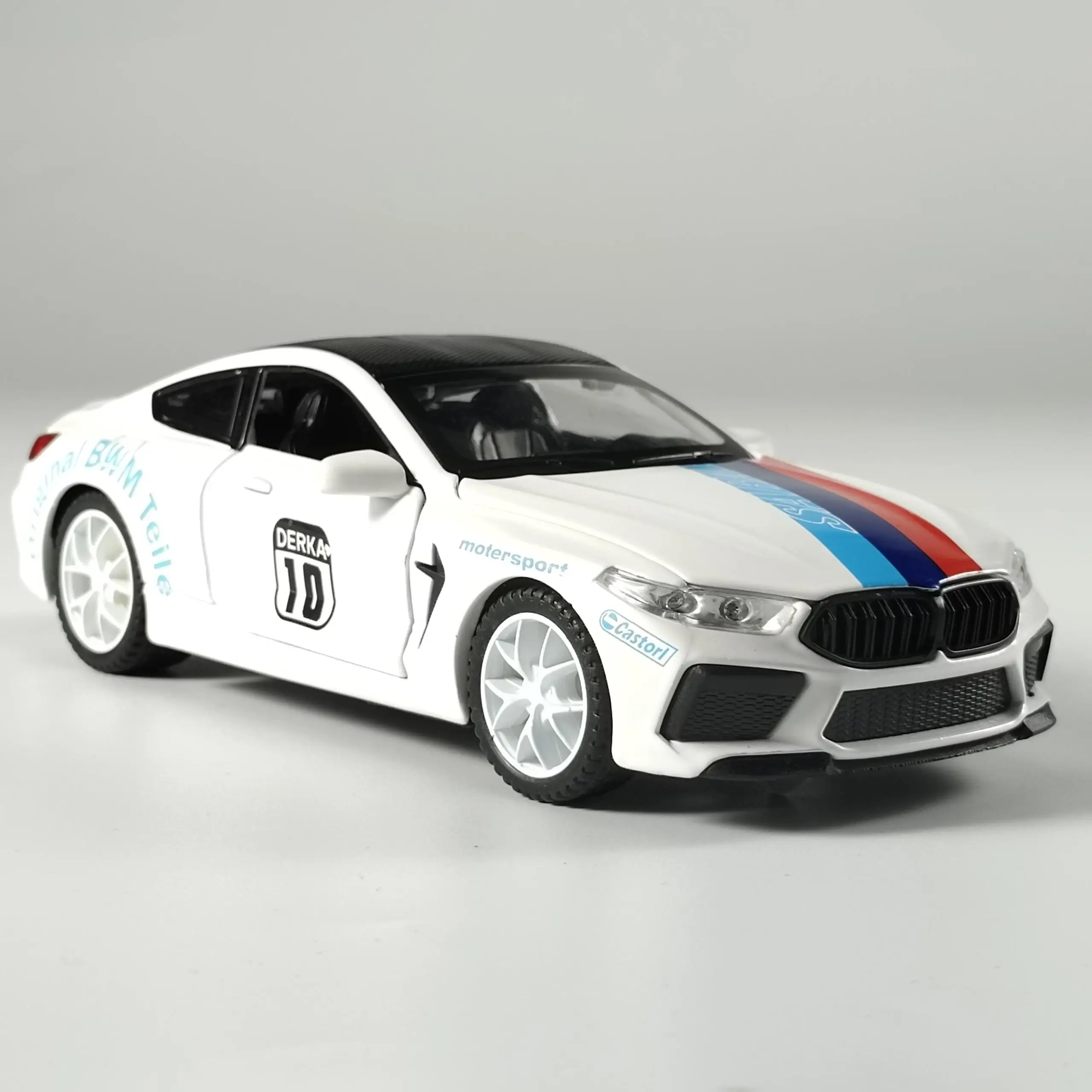 Vibrant Blue BMW M8 1:32 Diecast Model 4 Vibrant Blue BMW M8 1:32 Diecast Model - Image 4