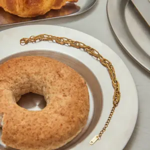 Sa5cd980298b14210aa405df8825dfd97s