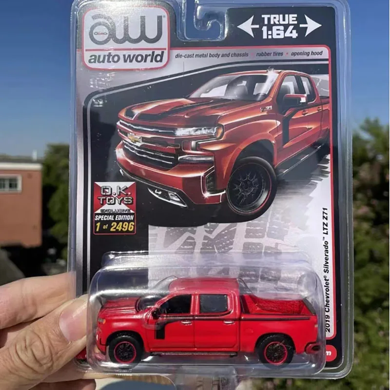2019 Silverado Z71 LTZ Diecast Model Replica 2 2019 Silverado Z71 LTZ Diecast Model Replica - Image 2