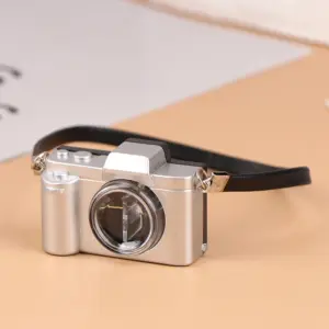 Miniature Retro Camera for Dollhouses in Gold & Silver 14 Sa607860eb8674b259082467ec5a348e9n