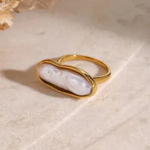 Gold-Plated Stainless Steel Imitation Pearl Ring 11 Sa6e88ff6e8634f389190100a197f7e31l