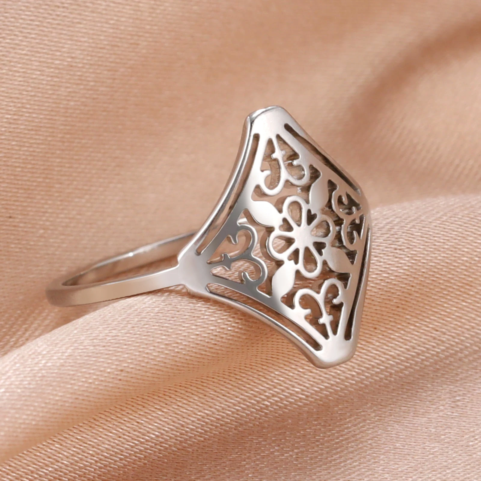 Vintage Filigree Flower Ring in Steel or Gold 2 Vintage Filigree Flower Ring in Steel or Gold - Image 2