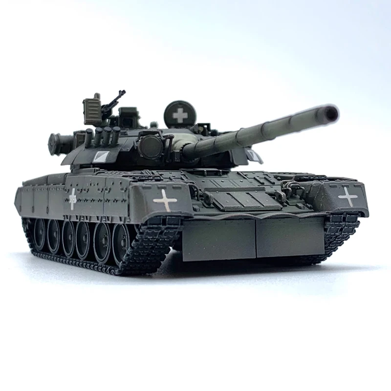 Ukrainian T-80U Tank Model 1:72 Scale 4 Ukrainian T-80U Tank Model 1:72 Scale - Image 4
