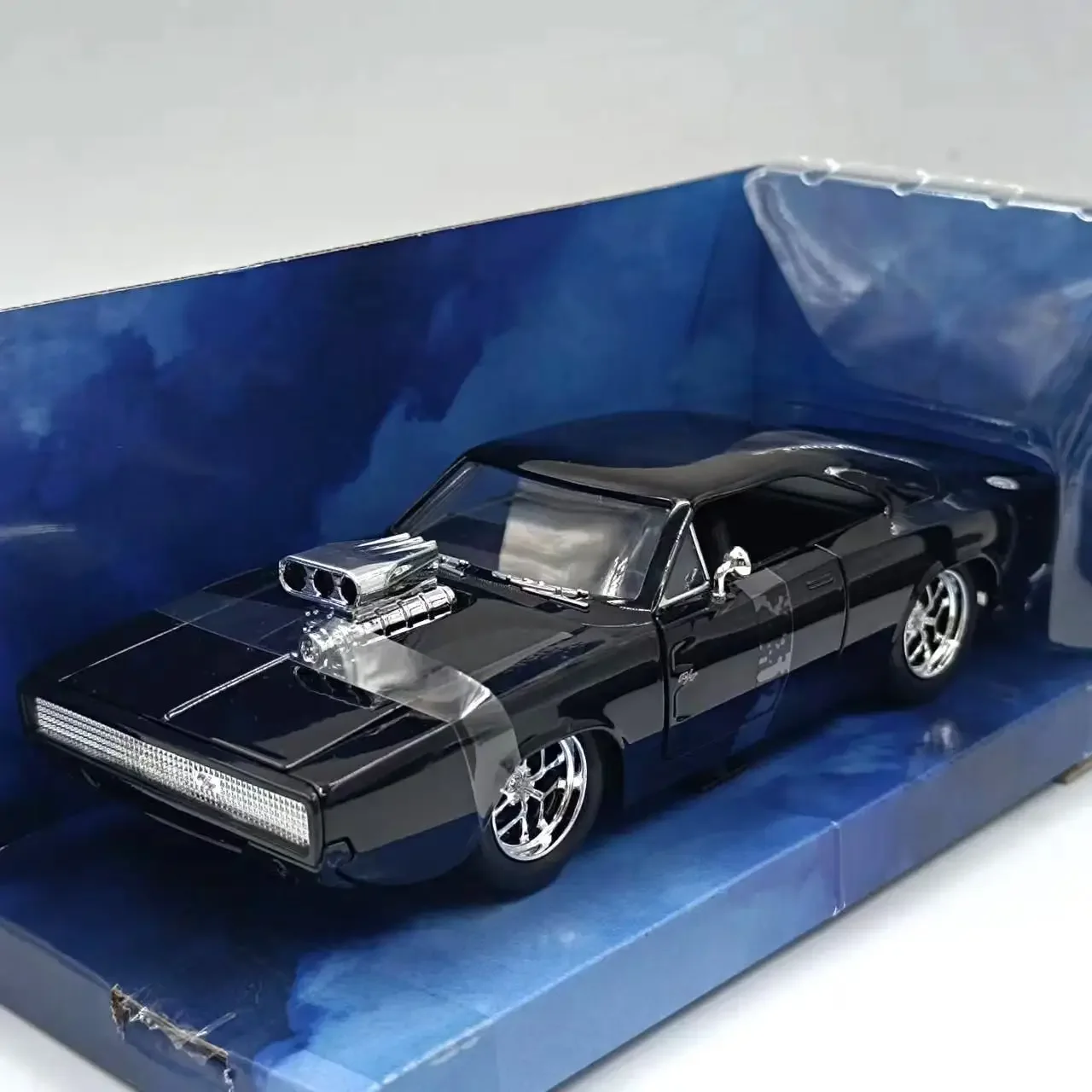 1:24 Dodge Charger RT 1970 Diecast Model 6 1:24 Dodge Charger RT 1970 Diecast Model - Image 6