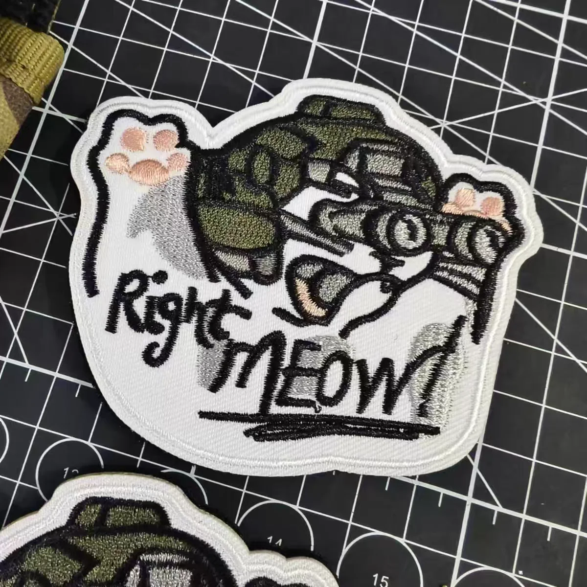 Luminous PVC Cat Patch with Glow Effects 4 Luminous PVC Cat Patch with Glow Effects - Image 4