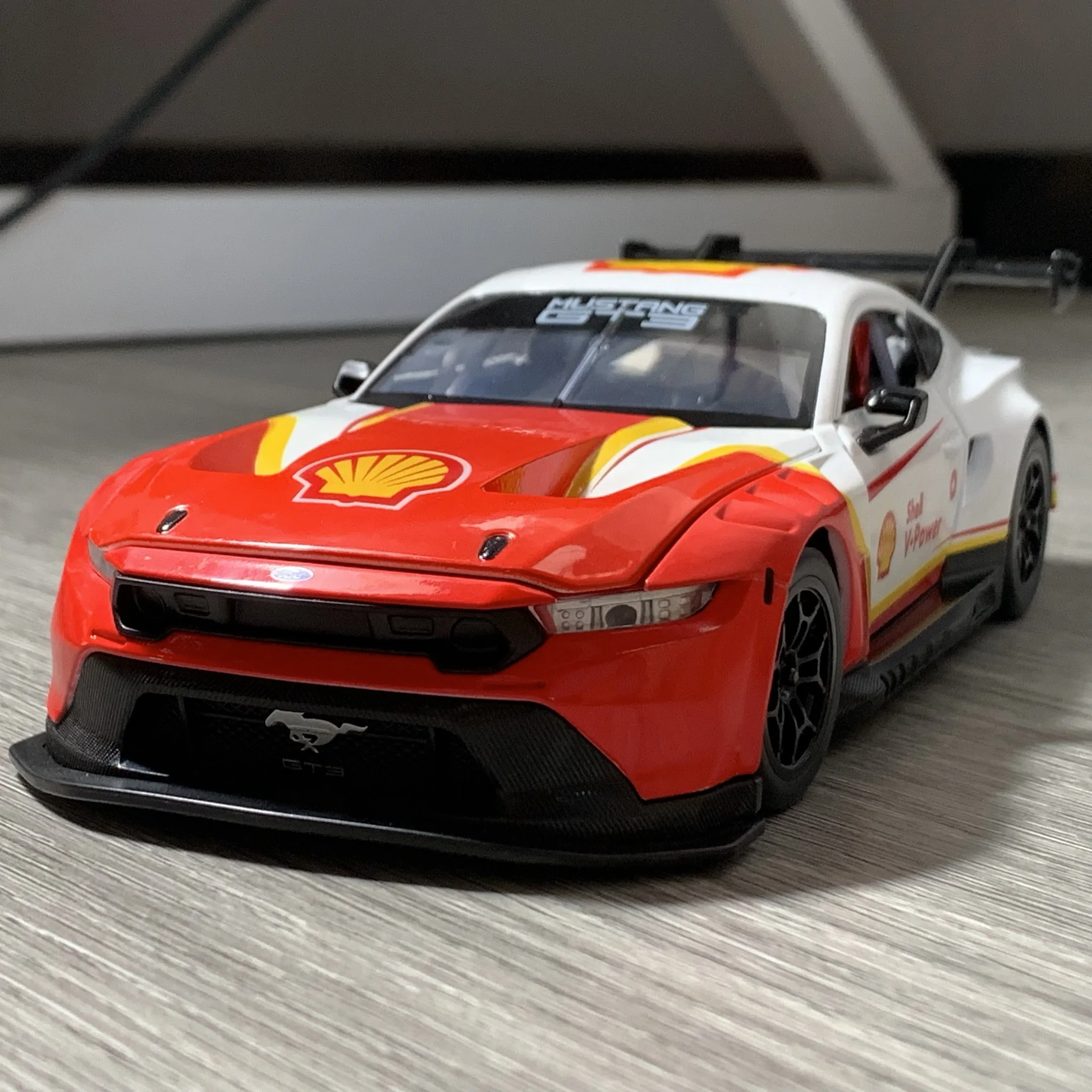 Shell Ford Mustang GT3 1:24 Diecast Model for Collectors 2 Shell Ford Mustang GT3 1:24 Diecast Model for Collectors - Image 2
