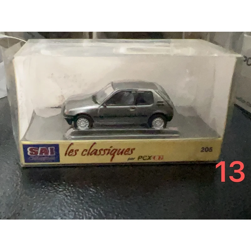 Vibrant Red 1/87 Scale Diecast Car Model 3 Vibrant Red 1/87 Scale Diecast Car Model - Image 3