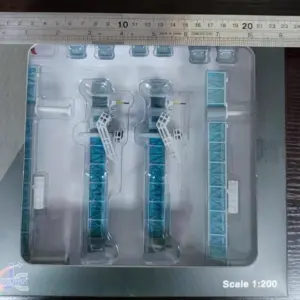 1:200 Scale Airport Passenger Boarding Bridge 17 Sa8853bcbe0e248c3a86e994e6a93ab3e5