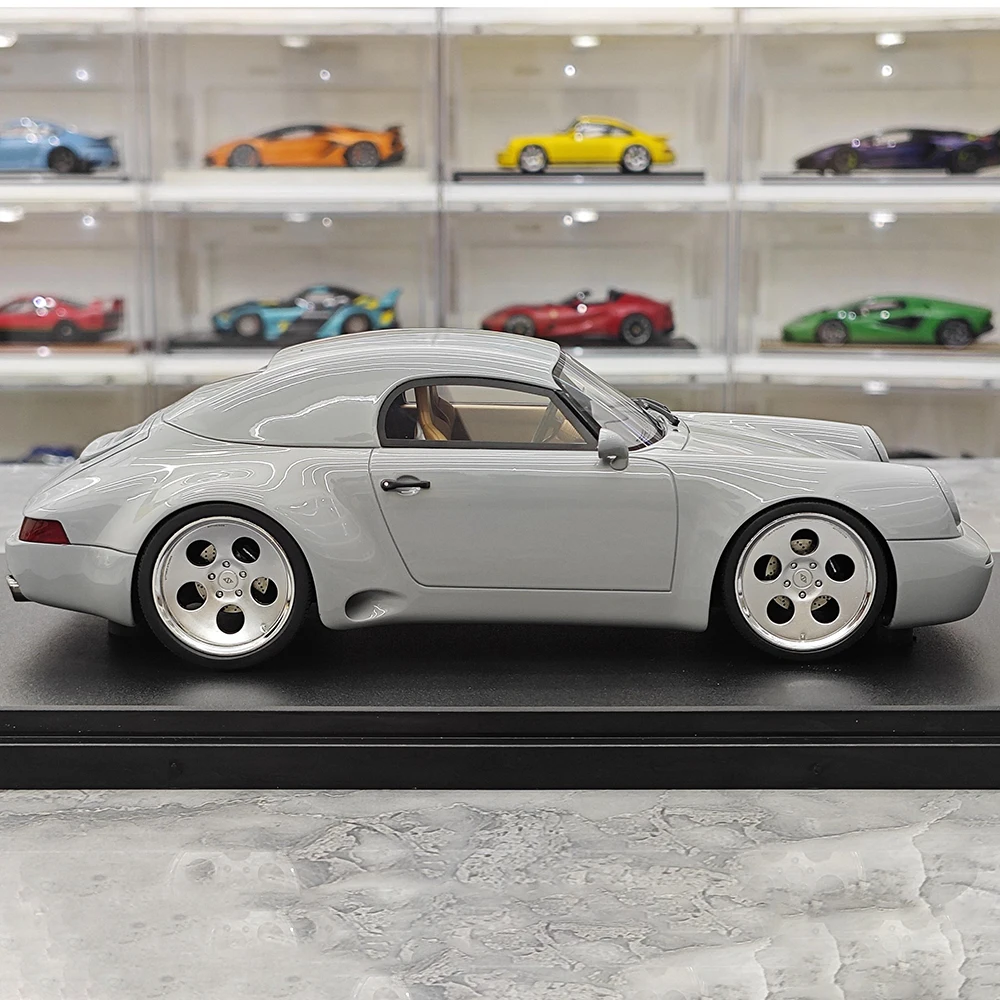 1:18 Porsche 911 STROSEK MEGA 30 Jahre Collectible Model 6 1:18 Porsche 911 STROSEK MEGA 30 Jahre Collectible Model - Image 6