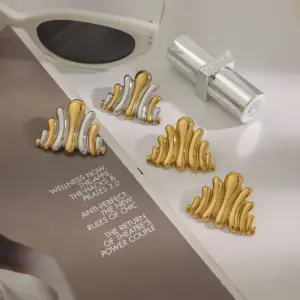 Modern Gold-Toned Stainless Steel Wave Earrings 10 Sa8cdbd6cddaf469f988a5485b1b67af2t