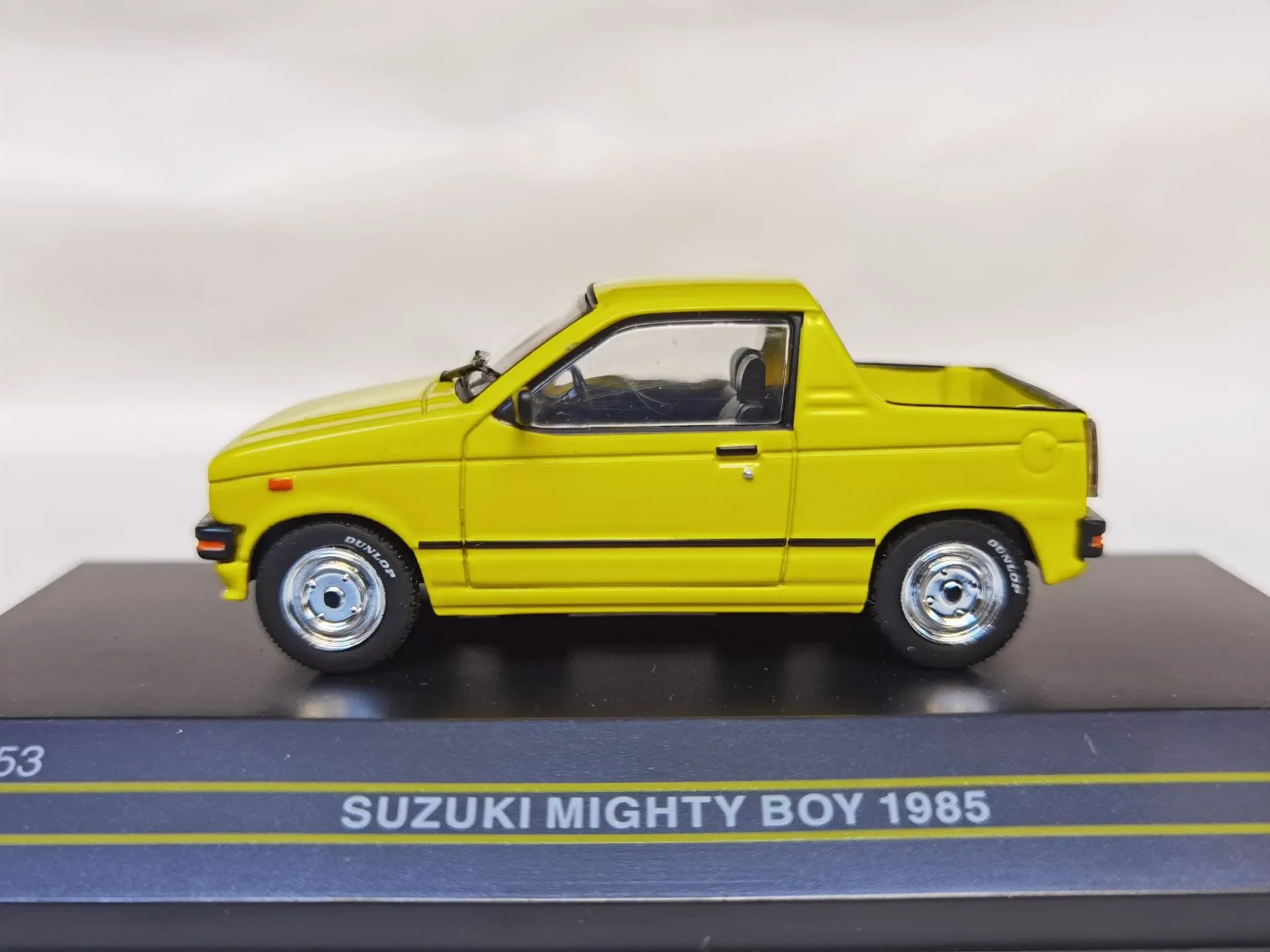Vibrant Yellow Suzuki Mighty Boy 1985 Model 4 Vibrant Yellow Suzuki Mighty Boy 1985 Model - Image 4