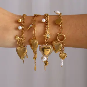 Sa94ff5658bb7480e908034505bc9de70U