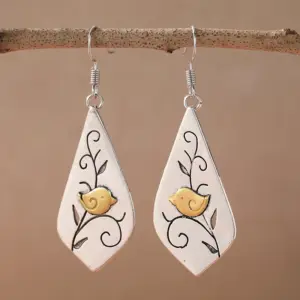 Vintage Silver Drop Earrings with Animal Motifs 7 Sa9d5ed5b269b468ab404d850db671d41l