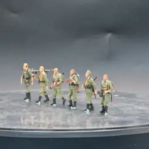 1:72 German Army March Scene Miniature Model 8 Saa06423183e440b79570fbbf36c13efei