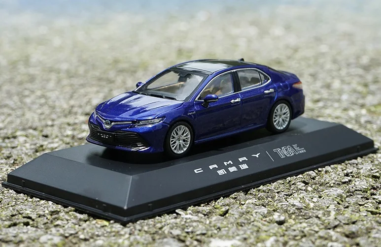 1:43 Toyota Camry Sports Diecast Model 5 1:43 Toyota Camry Sports Diecast Model - Image 5