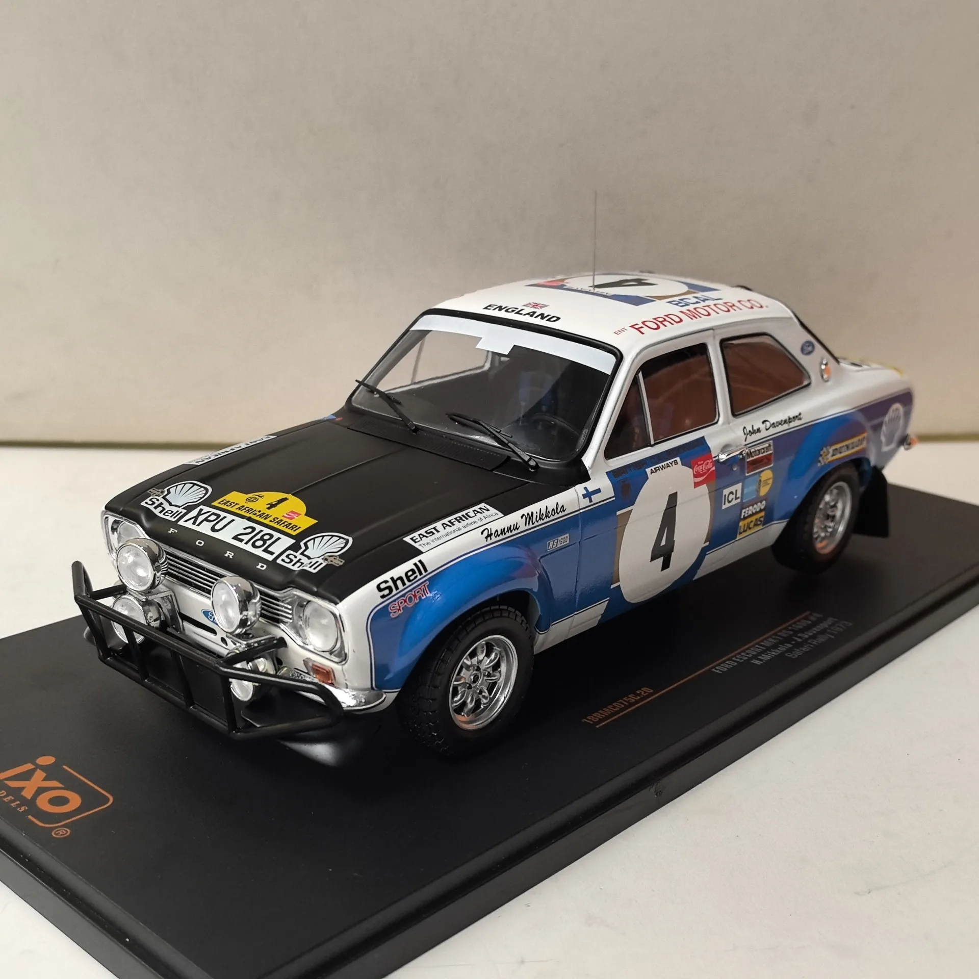 Ford Escort MK II 1974 1:18 Scale Diecast Model 2 Ford Escort MK II 1974 1:18 Scale Diecast Model - Image 2