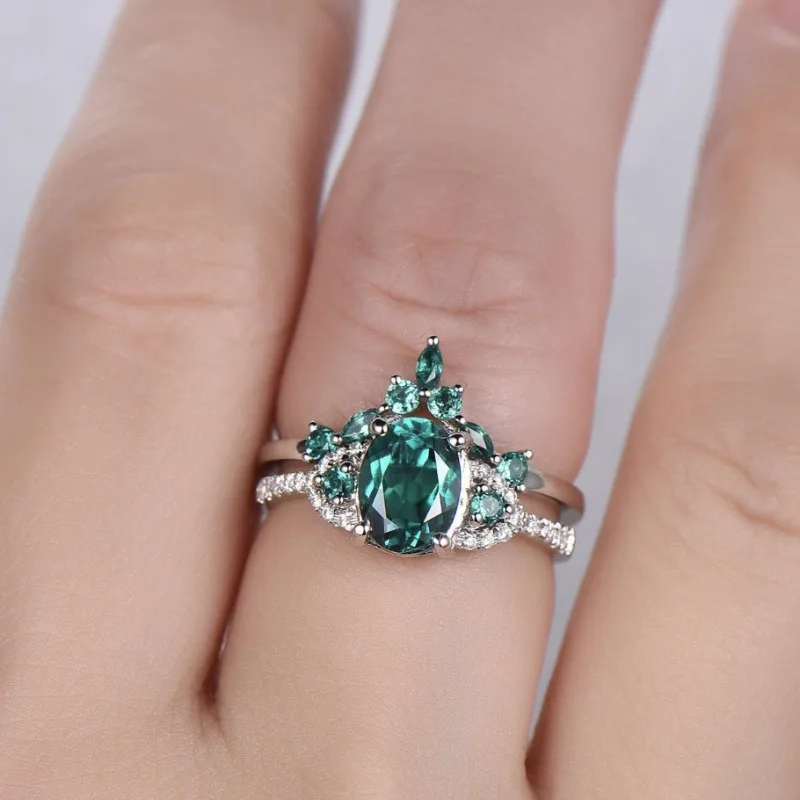 Green Zircon Geometric Fashion Ring in Silver 2 Green Zircon Geometric Fashion Ring in Silver - Image 2
