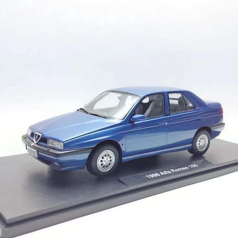 1996 Alfa Romeo 155 1:18 Diecast Model 3 1996 Alfa Romeo 155 1:18 Diecast Model - Image 3