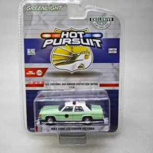 1991 Ford LTD Crown Victoria Model 1:64 Scale 11 Sab37073bed0f423db01453149b539079Y