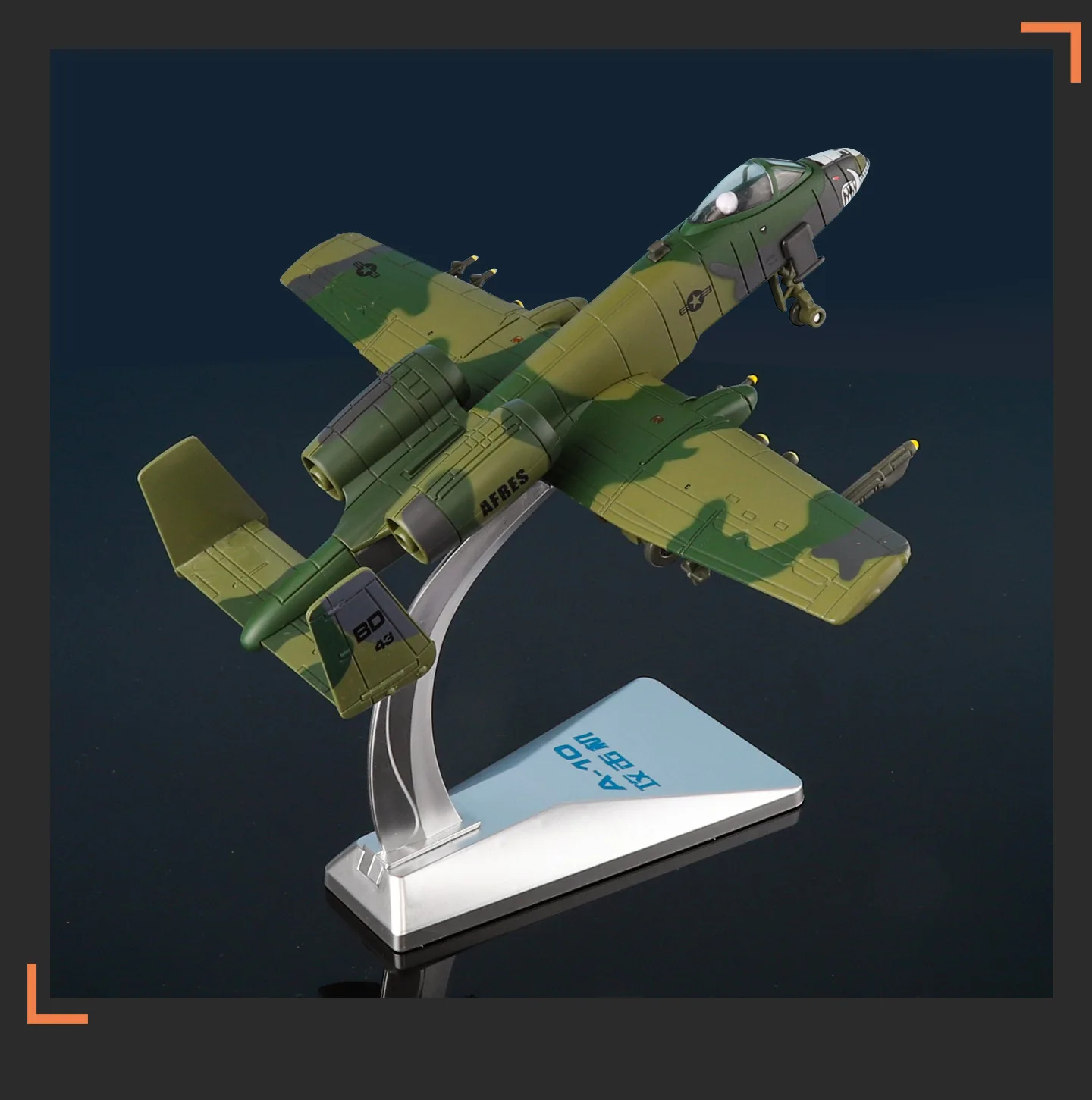 Green A-10 Warthog Diecast Model for Collectors 5 Green A-10 Warthog Diecast Model for Collectors - Image 5