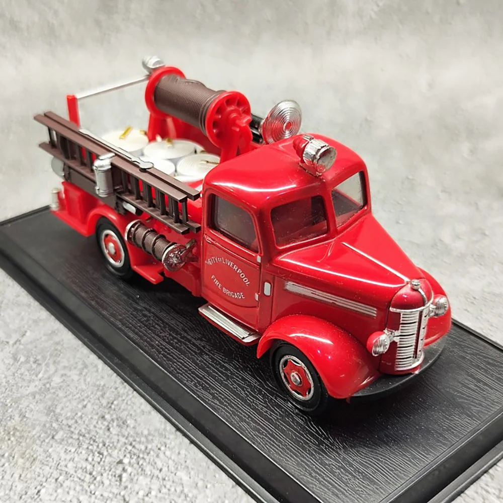 1939 Bedford UK Fire Truck Model 1:43 Scale 2 1939 Bedford UK Fire Truck Model 1:43 Scale - Image 2