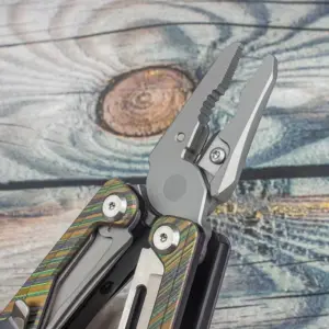 Titanium Ark Multi-Tool for Outdoors 14 Sac666ce87e2d424e96f71690e8254414d