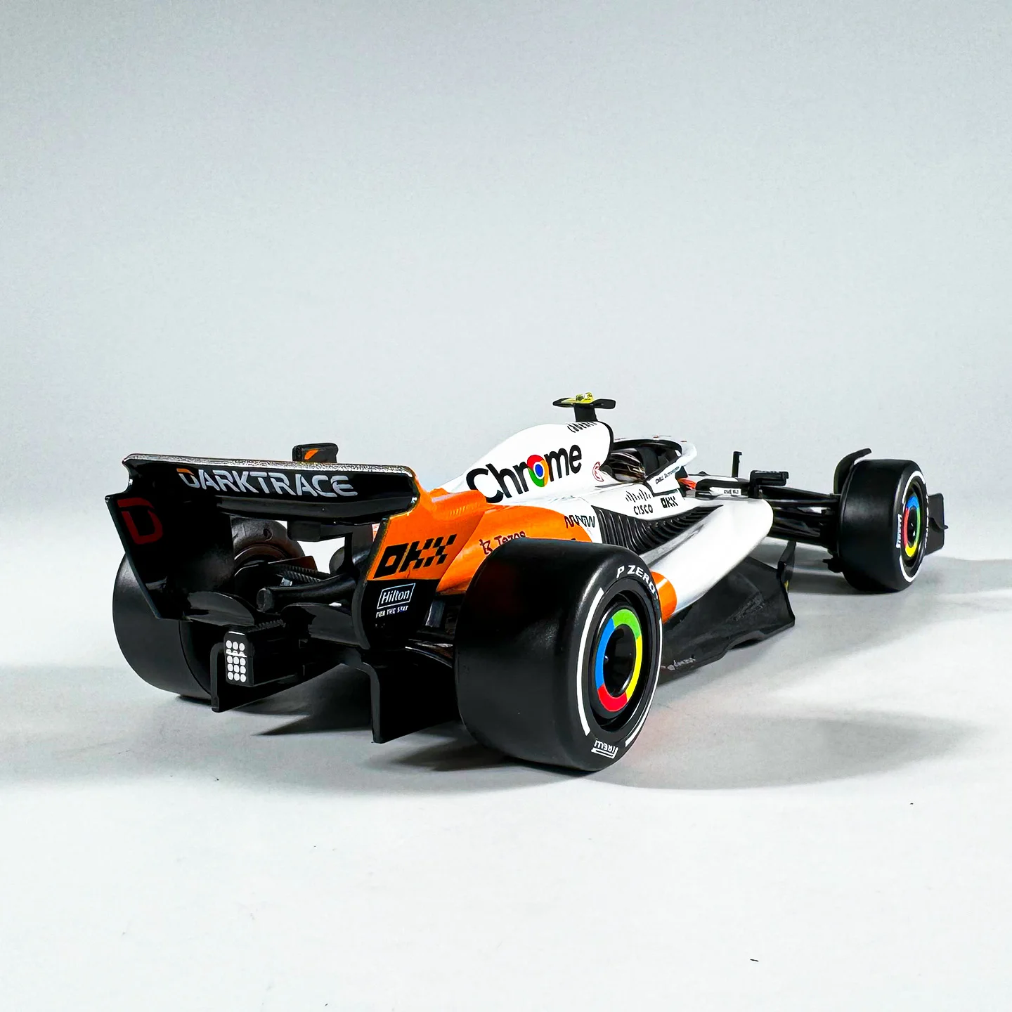 1:24 Alloy F1 Race Car Model for Collectors 2 1:24 Alloy F1 Race Car Model for Collectors - Image 2