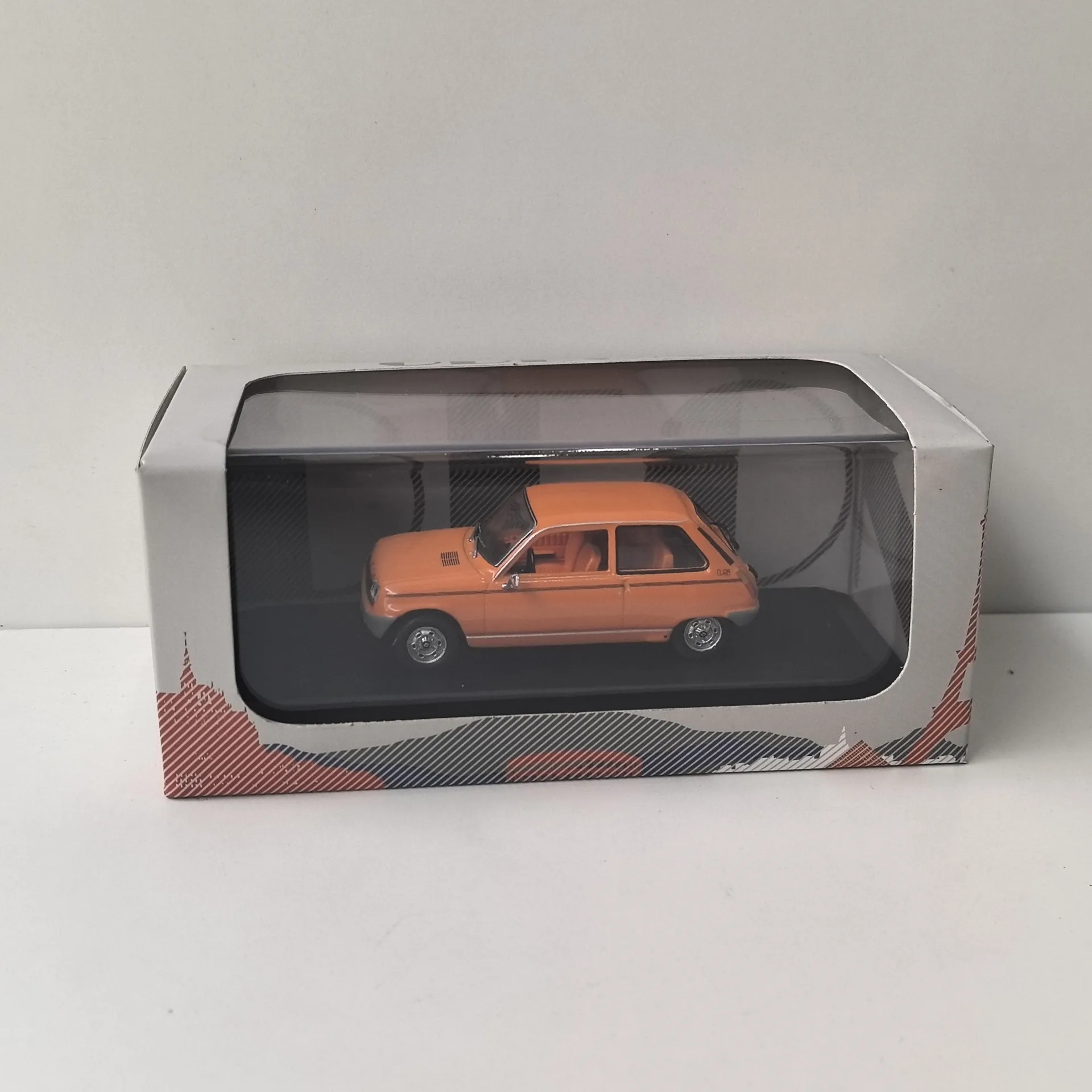 Vibrant Diecast Renault 5 LS 1974 Model 5 Vibrant Diecast Renault 5 LS 1974 Model - Image 5