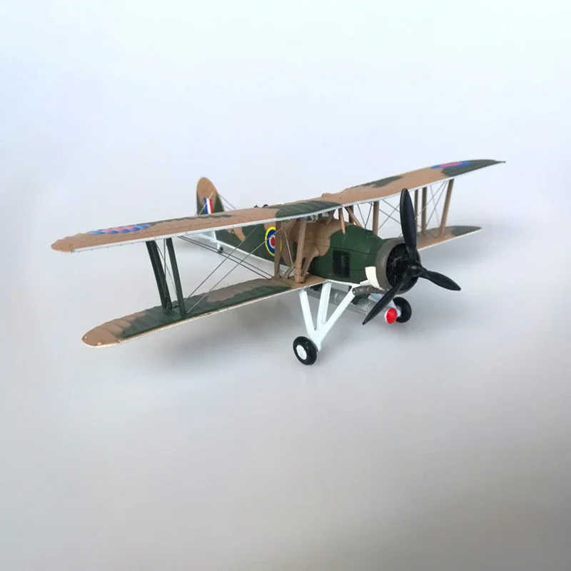 Vintage Red Fighter Aircraft Model 1:72 Scale 5 Vintage Red Fighter Aircraft Model 1:72 Scale - Image 5