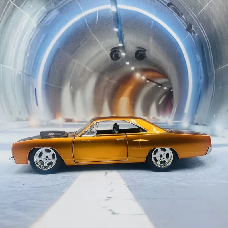 1:24 Plymouth Road Runner Alloy Model 5 1:24 Plymouth Road Runner Alloy Model - Image 5