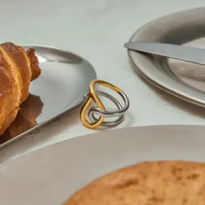 Sad5c10a7756a426a9c0a122cdd5861cfZ