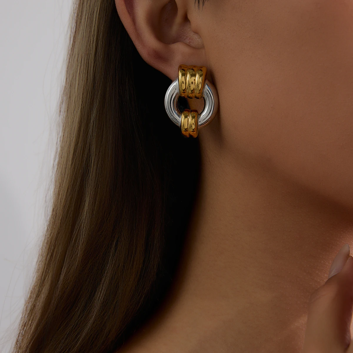 Minimalist Gold Stainless Steel Circular Earrings 4 Minimalist Gold Stainless Steel Circular Earrings - Image 4