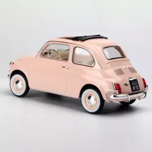 Vintage Fiat 500L 1:18 Scale Diecast Model 8 Sad8b7e50406d4e9088ba5b57e151a9bfg