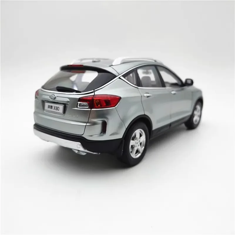 1:18 Scale Pentium X80 SUV Diecast Model 4 1:18 Scale Pentium X80 SUV Diecast Model - Image 4